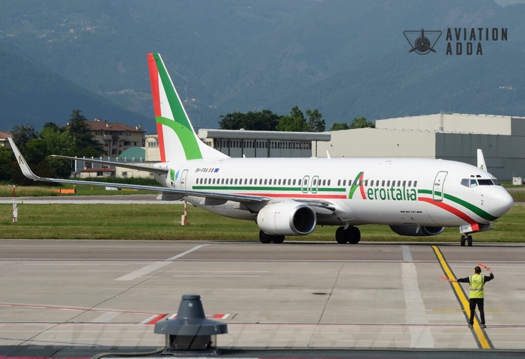 Aeroitalia Boeing 737-85F Bergamo (Milan) - Orio al Serio (Antonio Locatelli)