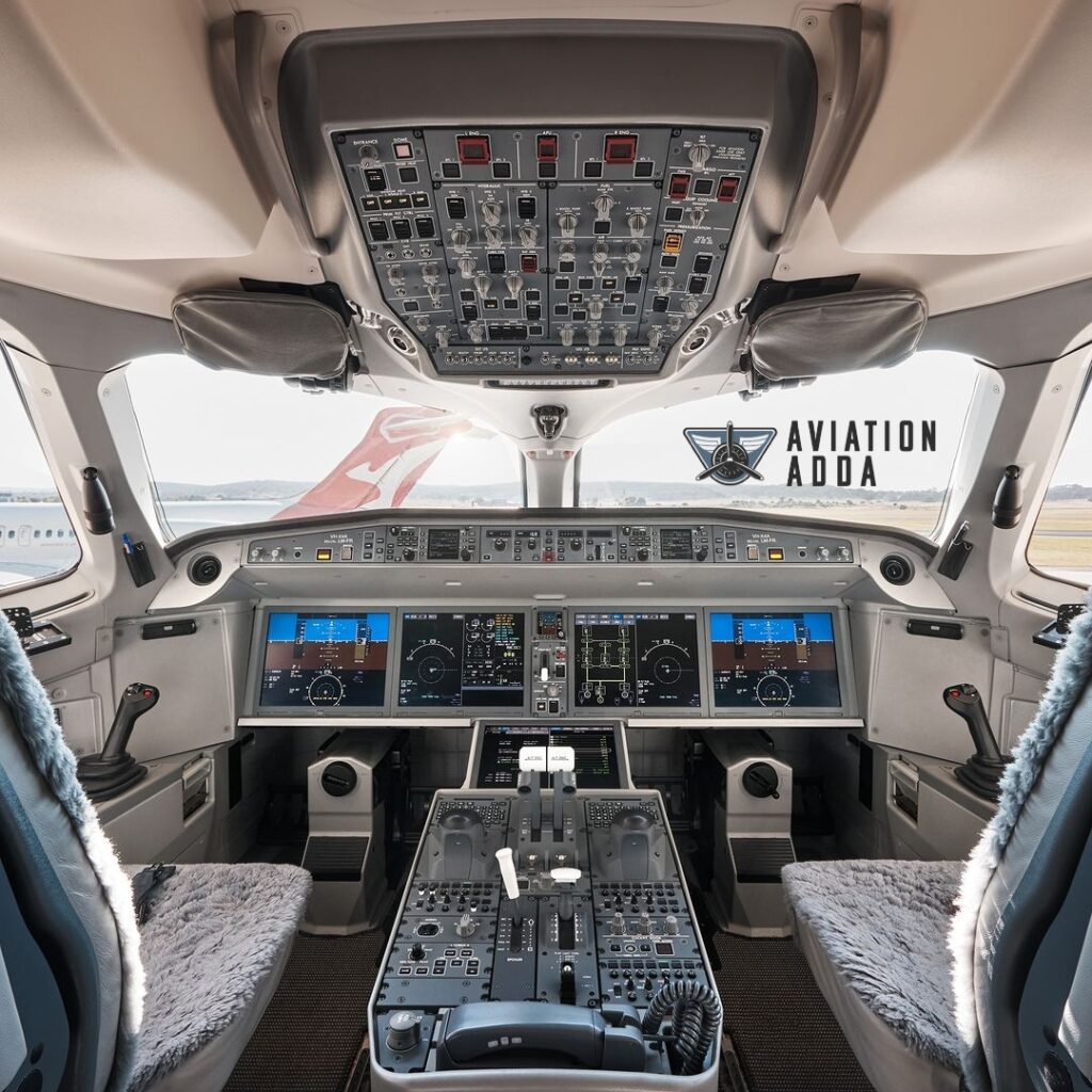Qantas A220 Flight Deck Cockpit